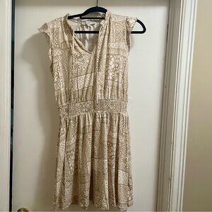 LOFT Tan‎ & White Patterned Dress Size S